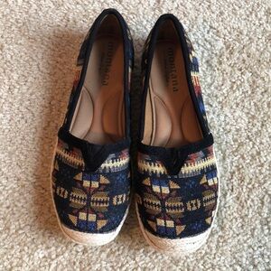 Montana West Aztec memory foam comfort blue red navy shoes pull on flats size 7